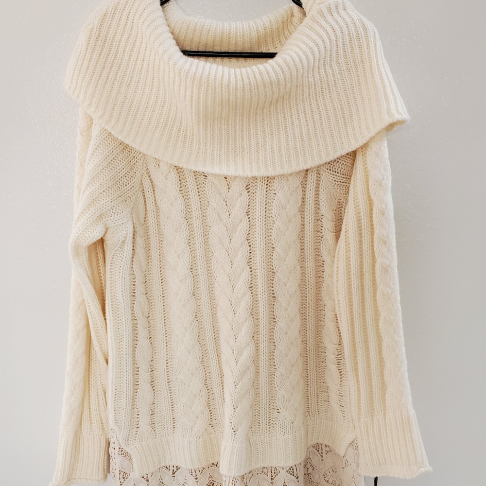 NWT Knox Rose Shoulder Sweater with Lace Trim XL